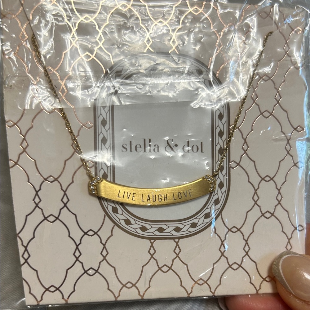 Stella & Dot Gold Bar Necklace